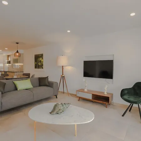 Apartamento Pool - 2-bed In Da Luz