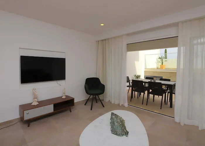 Pool - 2-bed In Da