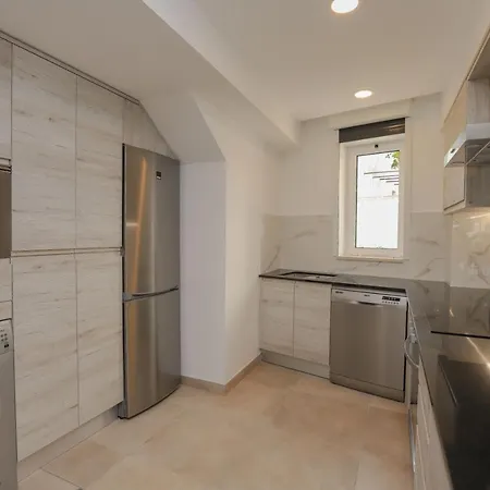 Pool - 2-bed In Da